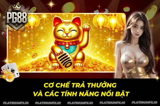 Tượng mèo chiêu tài cầm thỏi vàng giữa các đồng xu và đèn lồng.